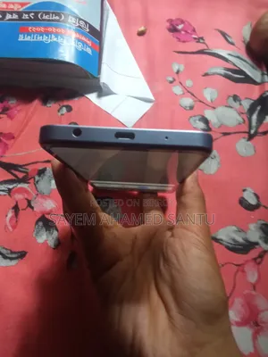 নিউ শাওমি রেডমি এ৭ ৬৪ জিবি হোয়াইট