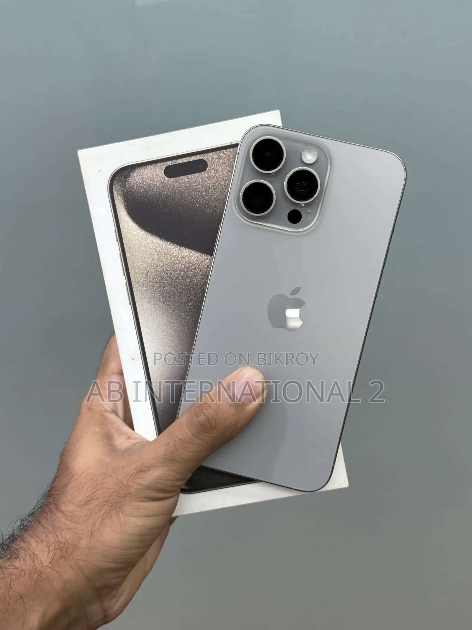 Apple iPhone 15 Pro Max 256 GB Gray
