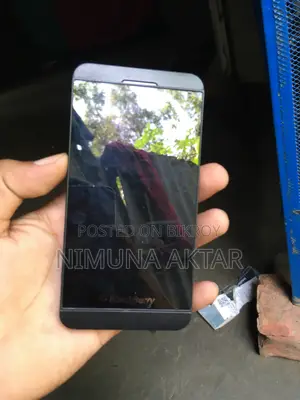ব্ল্যাকবেরি জেড১০ ১৬ জিবি ব্ল্যাক