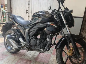 Suzuki Gixxer 2022 Black