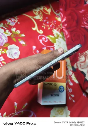 Tecno Spark 40 128 GB Green