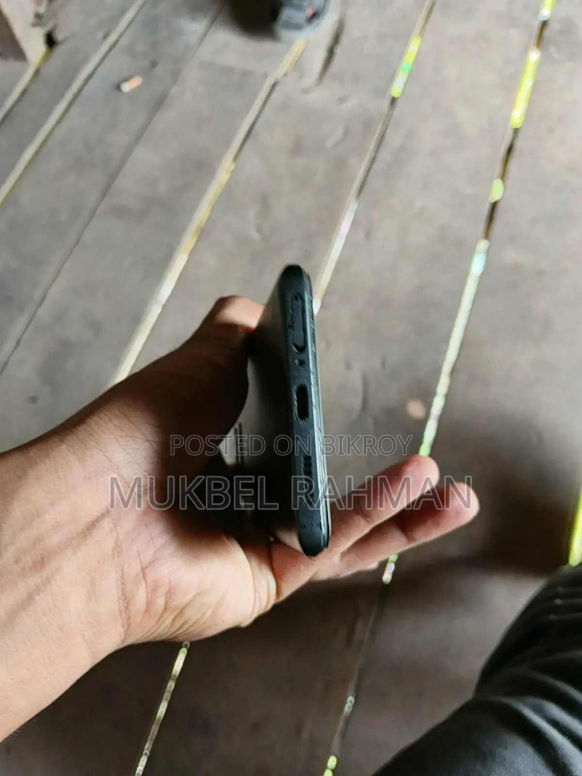 ভিভো আইকিউও নিও ৭ ১২৮ জিবি ব্ল্যাক