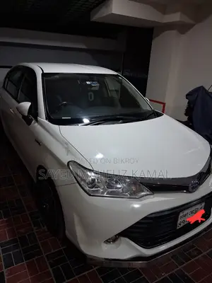 Toyota Axio 1.5 Hybrid Two-Wheel Drive 2016 White