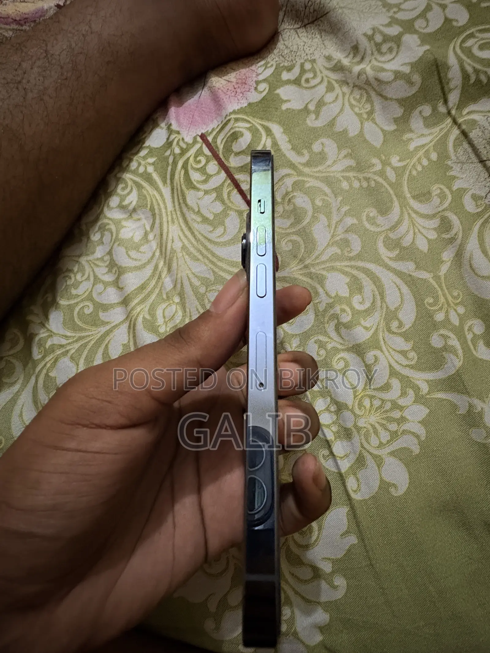 অ্যাপল আইফোন ১৩ প্রো ১২৮ জিবি নীল