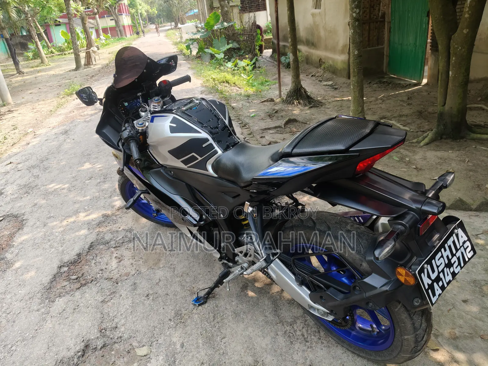 Yamaha R15M 2024 Silver