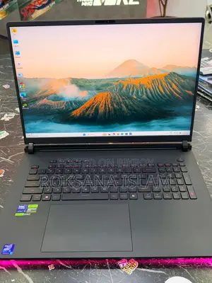 New Laptop Asus ROG Strix SCAR 18 64GB Intel Core Ultra 9 SSD 2T