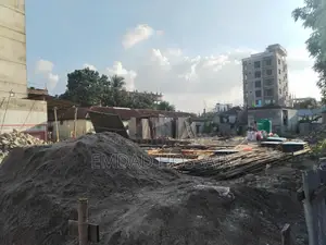 Uttara - 1200 sq ft Under Construction Plot Share