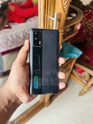 রিয়েলমি এক্স৭ ১২৮ জিবি কালো