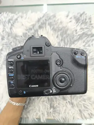 Canon 5D Classic With 75-300mm Zoom Lens