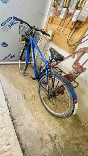 This bicycle will be sold. Both the tire and tube are newly installed.