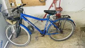 This bicycle will be sold. Both the tire and tube are newly installed.