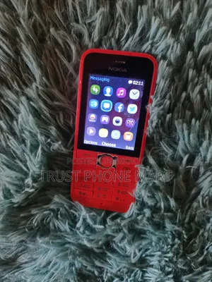নোকিয়া ২২০ রেড