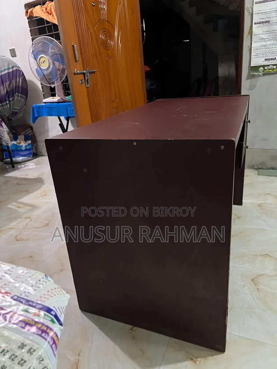 এটি অনেক উন্নতমানের টেবিল টাকার প্রয়োজন ছিল তাই সেল দিয়ে দিচ্ছি