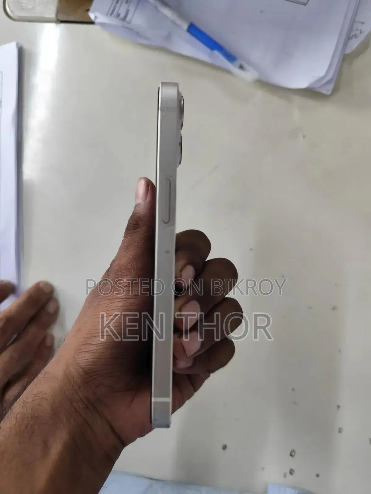 অ্যাপল আইফোন ১৩ ১২৮ জিবি হোয়াইট
