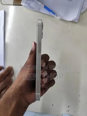 অ্যাপল আইফোন ১৩ ১২৮ জিবি হোয়াইট