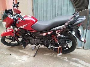 Hero Glamour 2021 Red