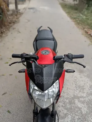 বাজাজ পালসার ১৩৫ এলএস ২০১১ লাল