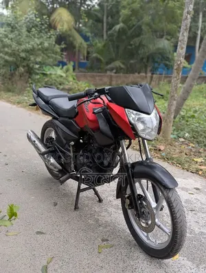 বাজাজ পালসার ১৩৫ এলএস ২০১১ লাল