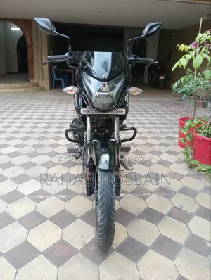 নিউ হিরো ২০২৪ ব্ল্যাক