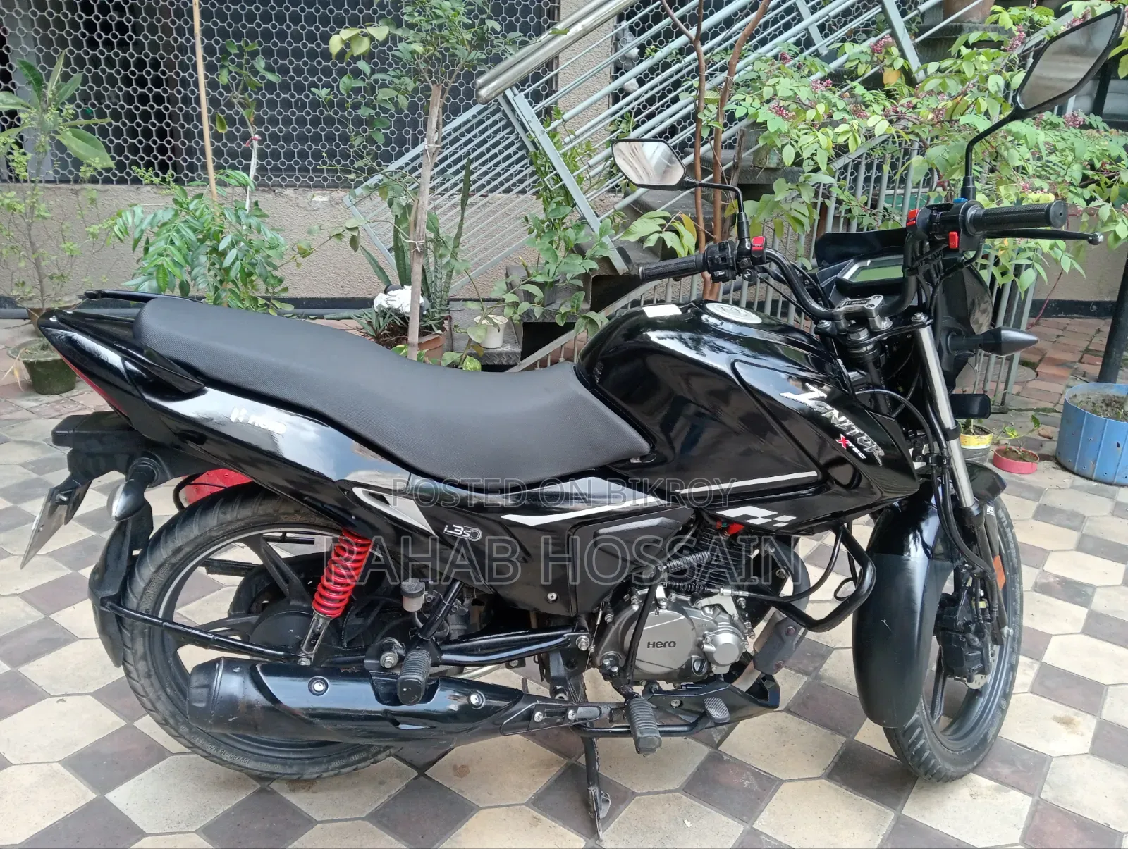 New Hero 2024 Black