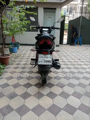 New Hero 2024 Black
