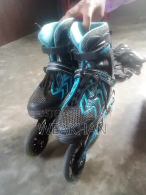 স্কেটিং জুতা