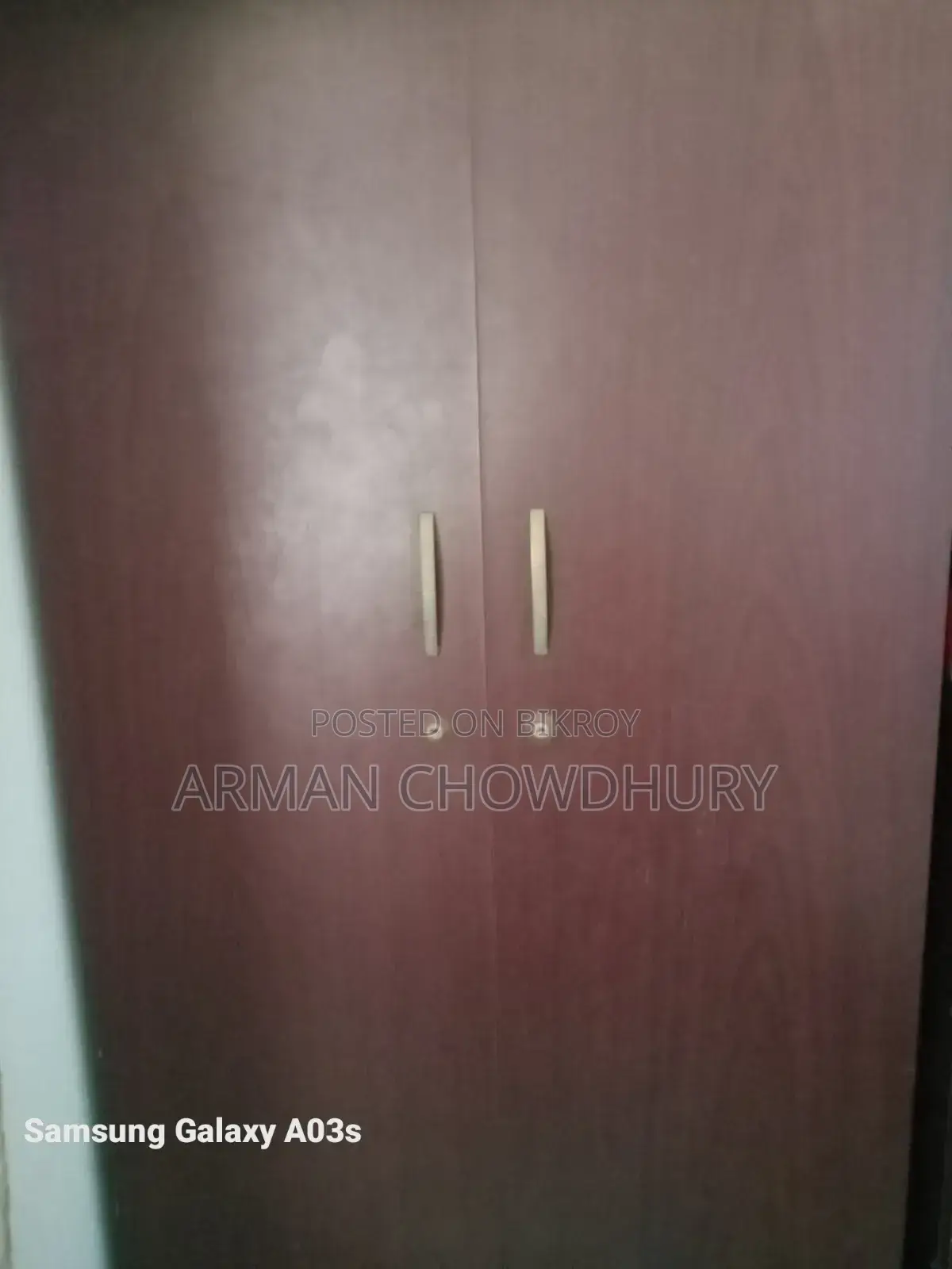 আলমারি বিক্রয়ের জন্য