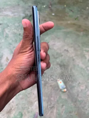 ভিভো ভি২৯ ৫জি ২৫৬ জিবি নীল