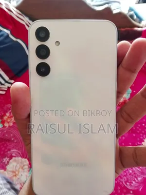 স্যামসাং গ্যালাক্সি এ১৫ ৫জি ১২৮ জিবি হোয়াইট