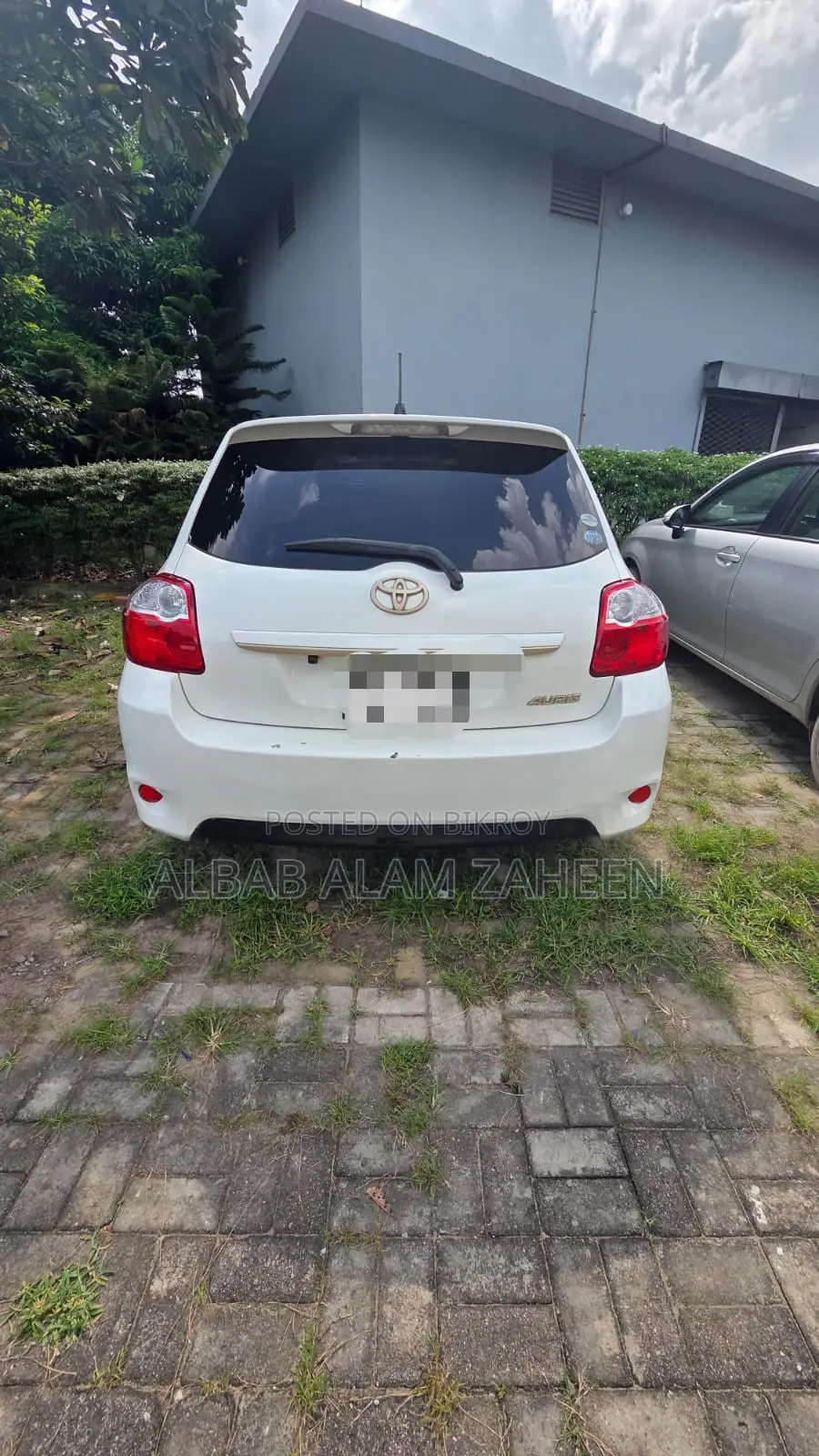 Toyota Auris 2012 White