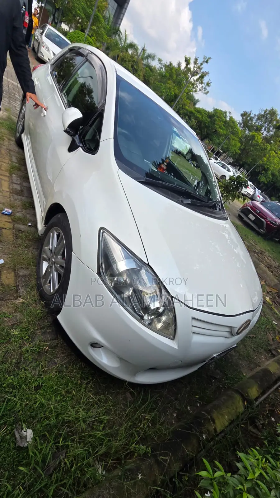 Toyota Auris 2012 White