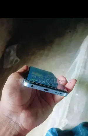 Infinix Hot 30i 128 GB Green