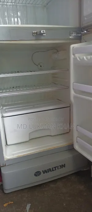 বাসায় ব্যাবহৃত রানিং ফ্রিজ
