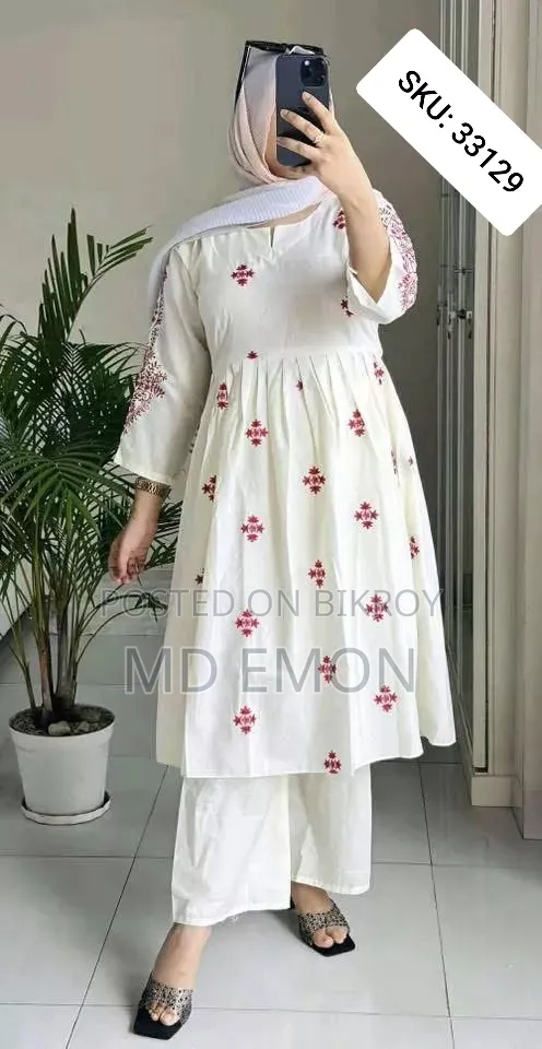 ইএম ইউনিক ফ্যাশন