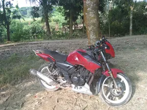 TVS Apache RTR 160 2V 2017 Red