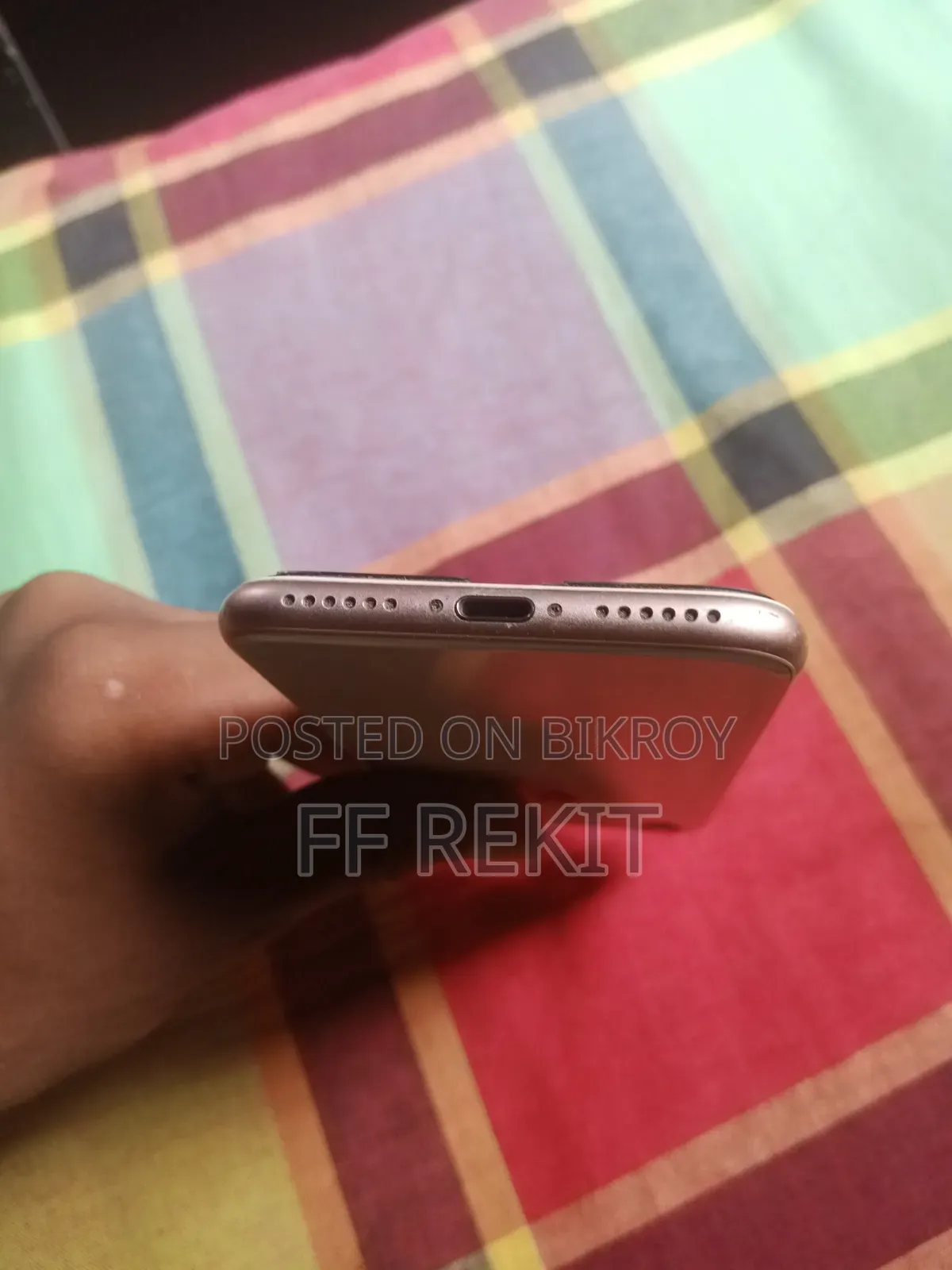 Apple iPhone 8 64 GB Gold