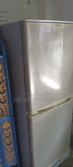 বাসায় ব্যাবহৃত রানিং ফ্রিজ