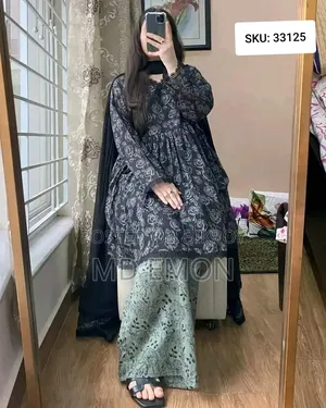 ইএম ইউনিক ফ্যাশন