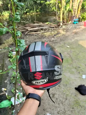 সুজুকি অরিজিনাল হেলমেট এক মাস ব্যবহৃত,,, কেনা