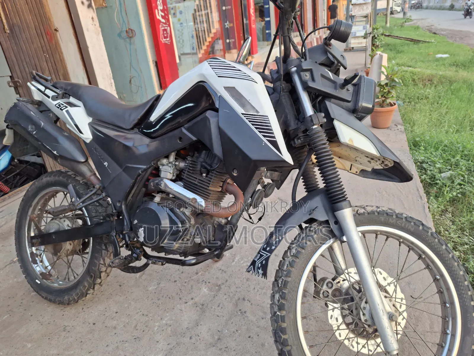 Lifan 2016 White