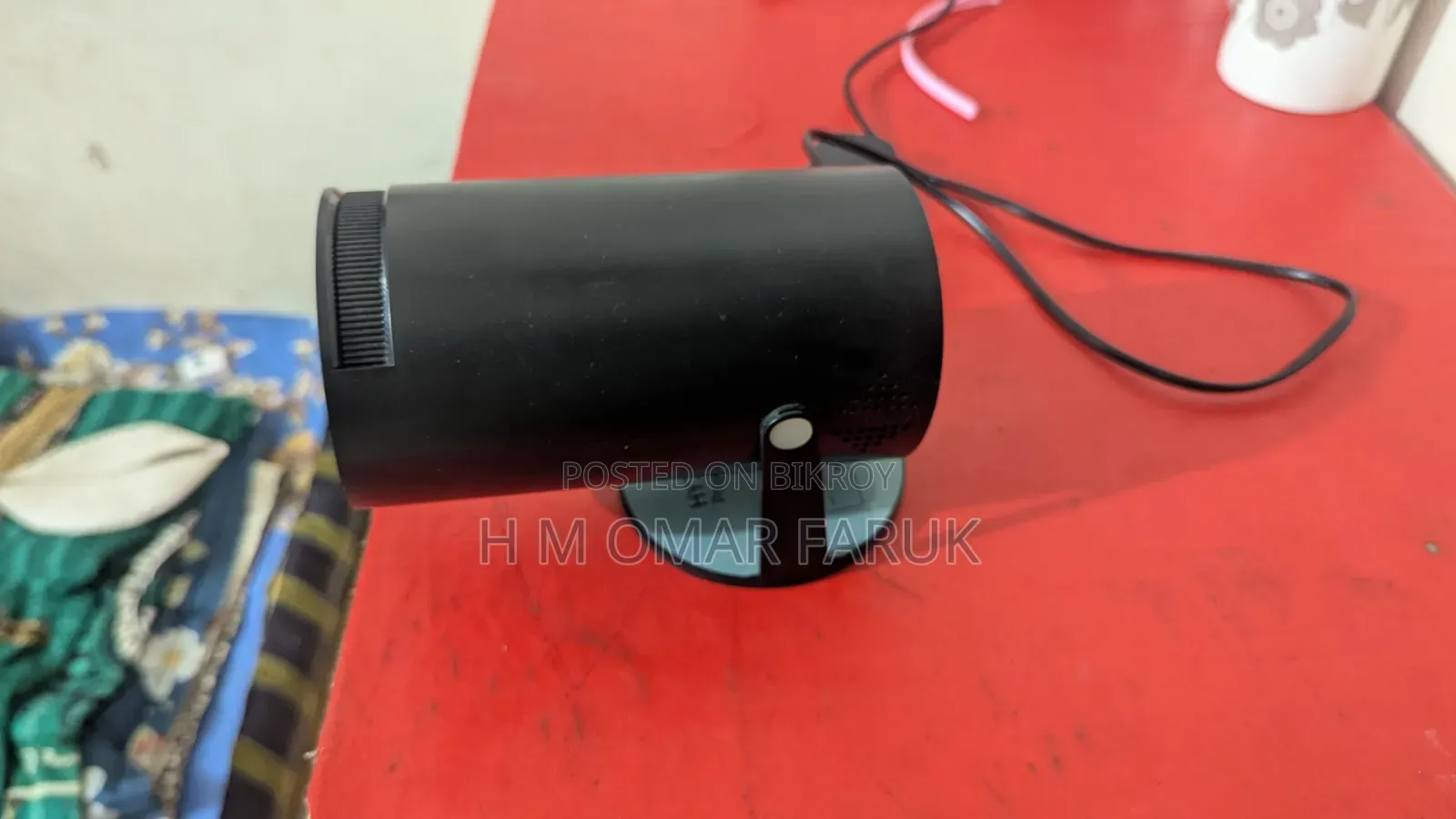 HY300 Projector