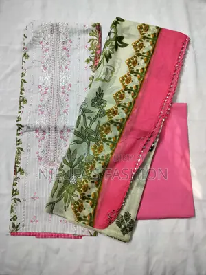 কাজ করা থ্রি-পিস সুতি কাপড়