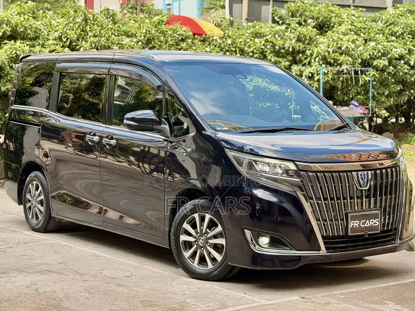 Toyota Esquire 1.8 FWD Hybrid (7 seater) 2020 Purple