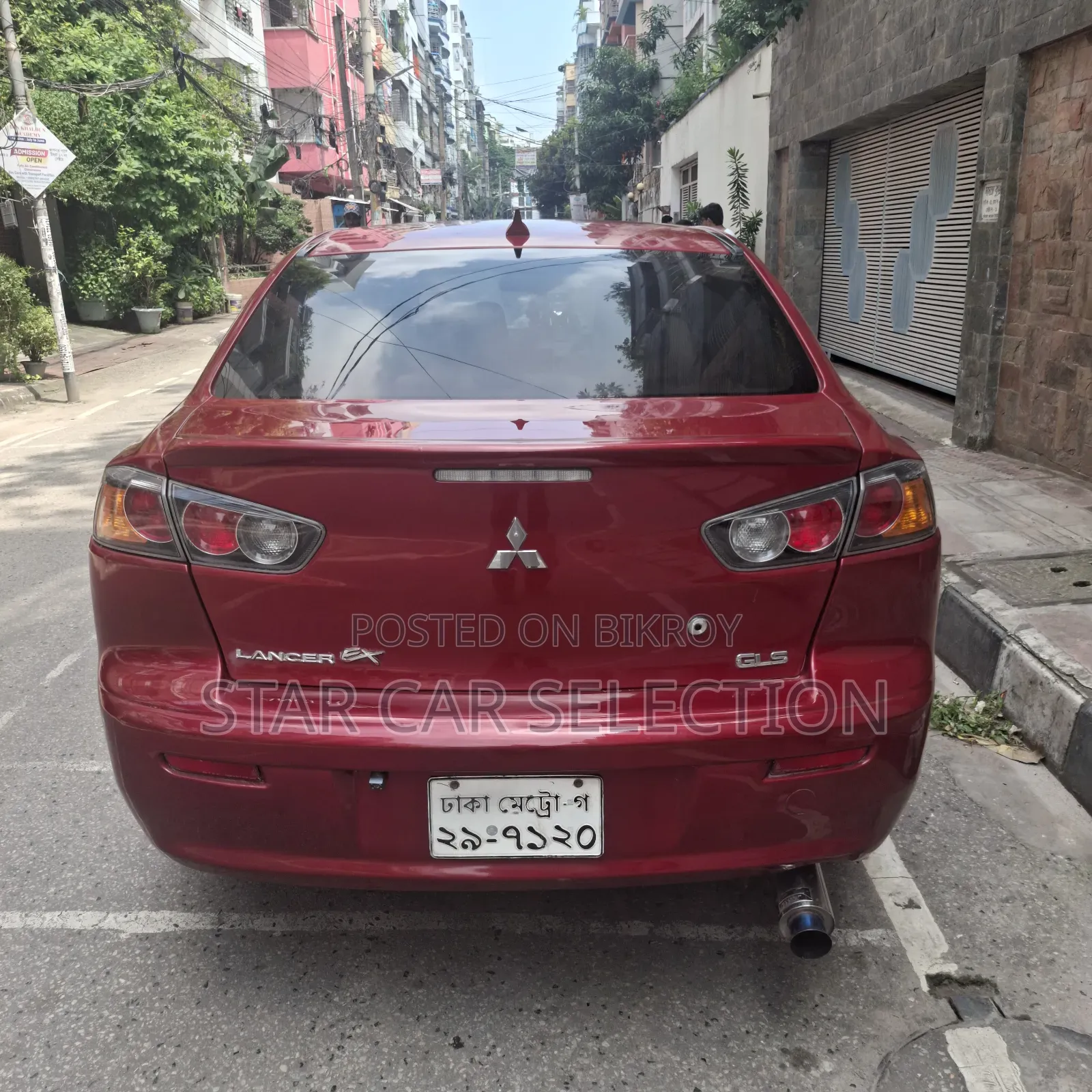 Mitsubishi Canter 2010 Red