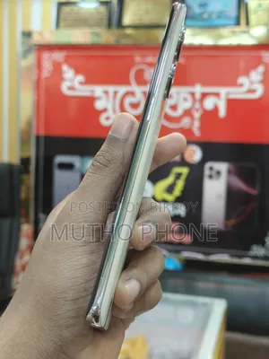 Oppo Reno9 256 GB Gold