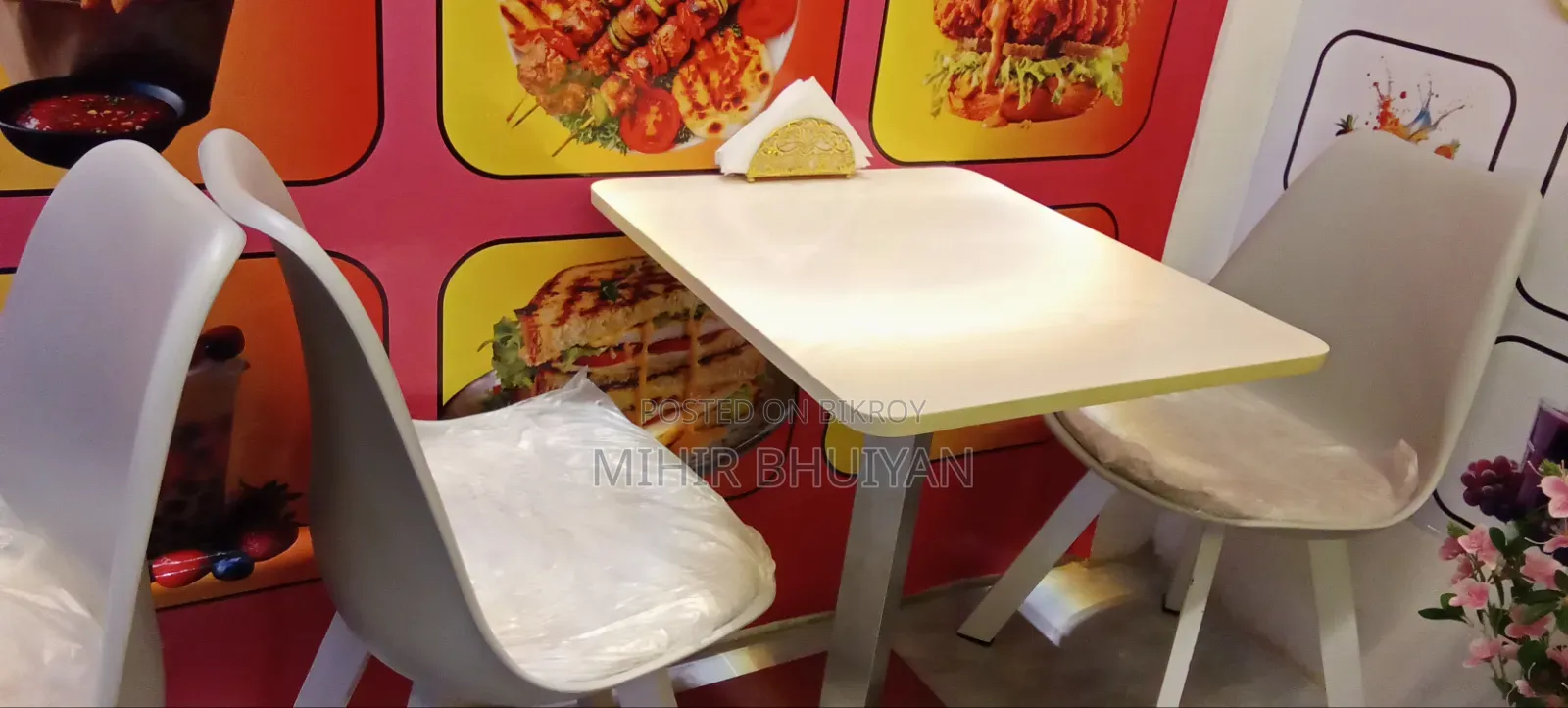 Restaurant table