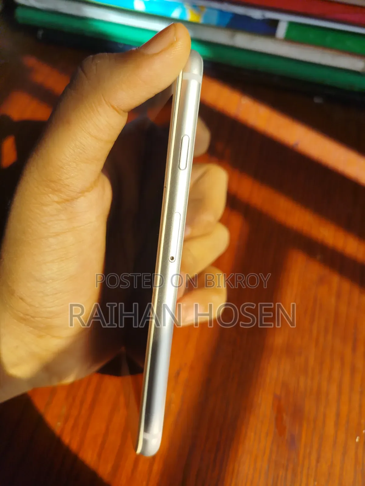 Apple iPhone 8 64 GB White
