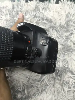 Canon 1300d With Zoom Lens