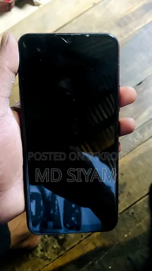 ভিভো ওয়াই ১১ ৩২ জিবি রেড