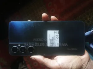 Realme 128 GB Black